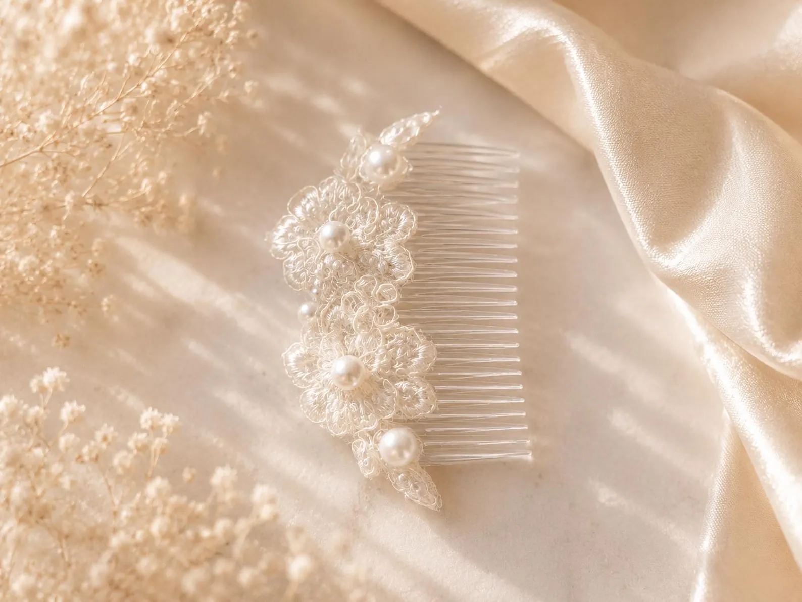 Ivory Bridal Hair Comb | Pearl Lace Floral Wedding Accessory - Image 4